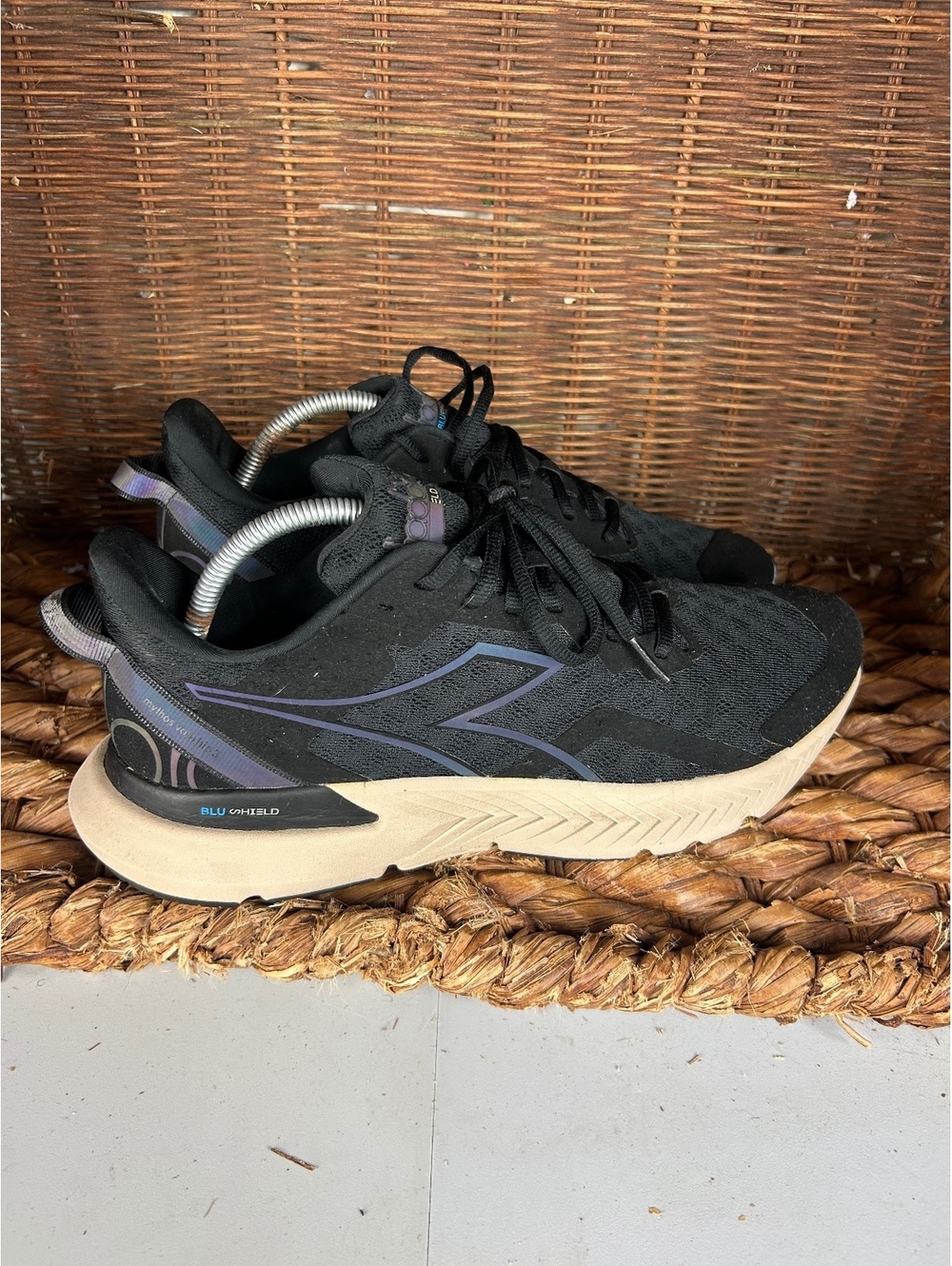 Diadora black running shoes